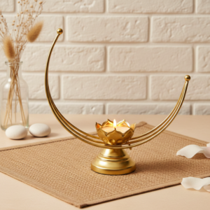 crescent-moon-tea-light-candle-holder